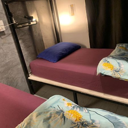 בנגקוק 858Hostel Bkk In Khaosan Road מראה חיצוני תמונה