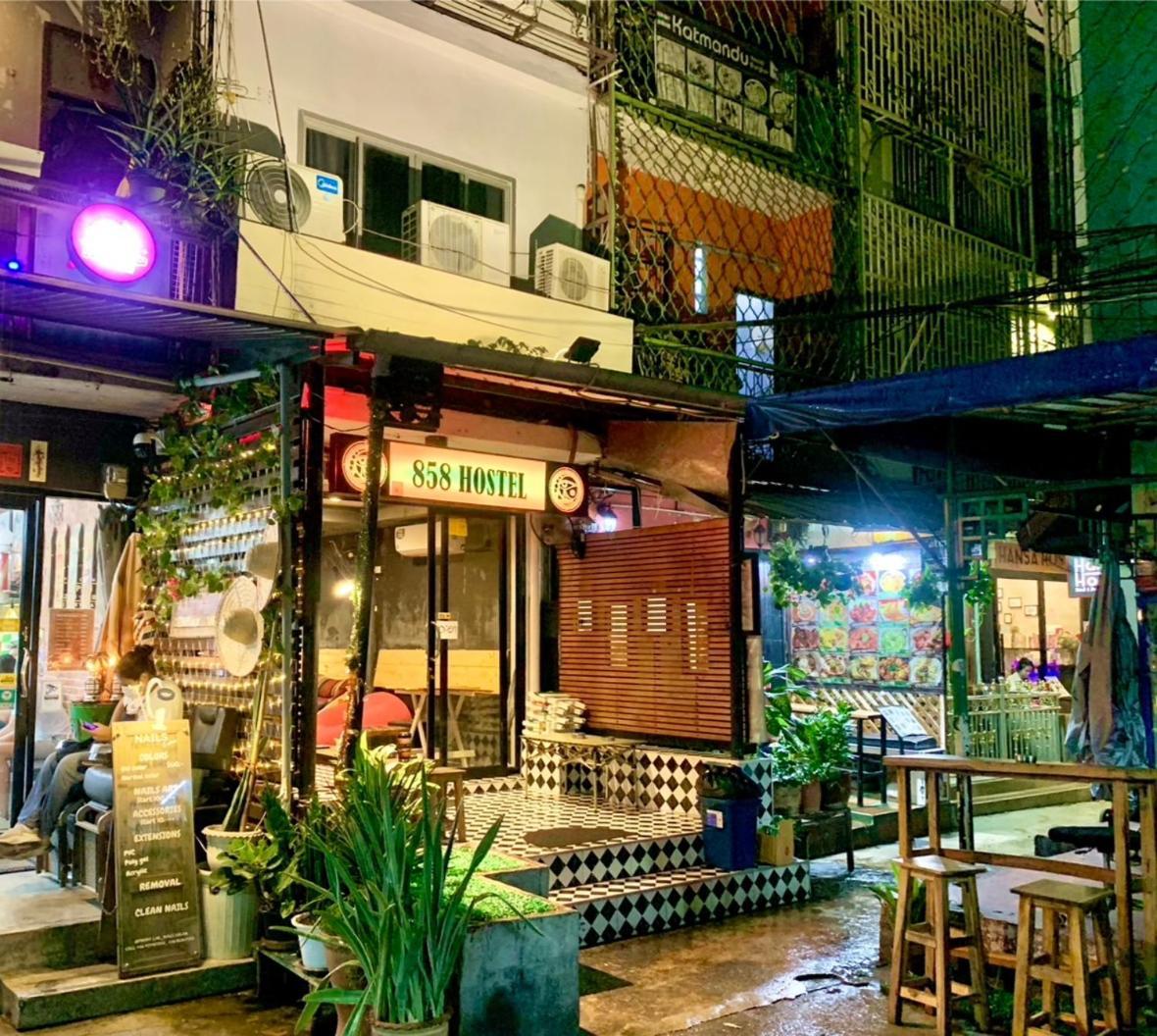 בנגקוק 858Hostel Bkk In Khaosan Road מראה חיצוני תמונה
